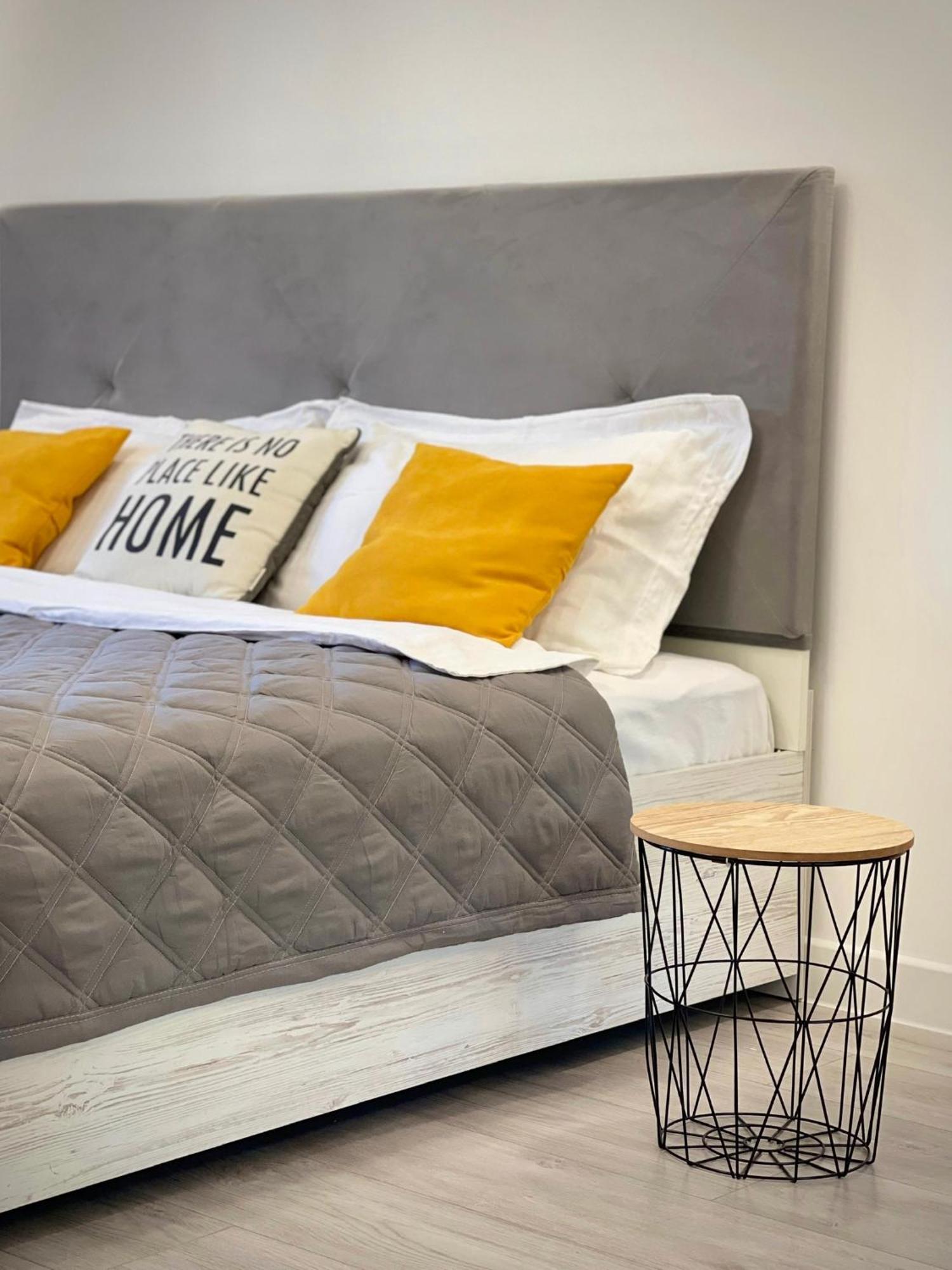 Sunny Home Apartments Апартаменти У Новобудові Поряд Медичний Центр Angelholm Дуже Чисто! Černovice Exteriér fotografie